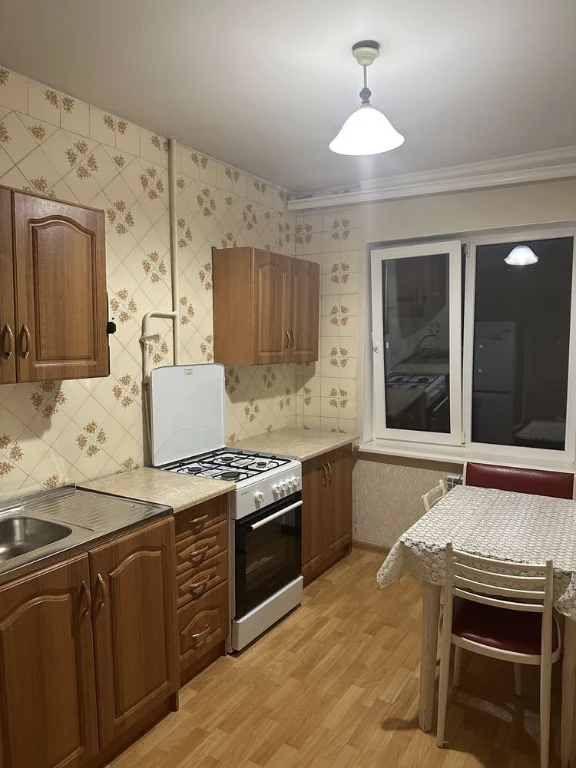 Sale of a 3-room apartment. Park of Victory.