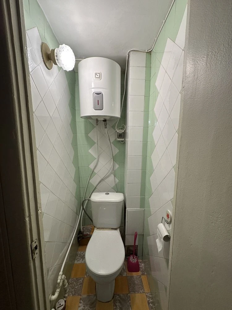 Sale of a 3-room apartment. Park of Victory.
