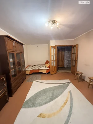 Long-Term Rental Apartment "Vyshenka"