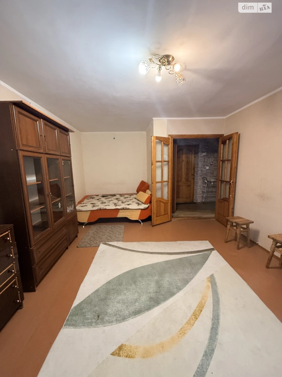 Long-Term Rental Apartment "Vyshenka"