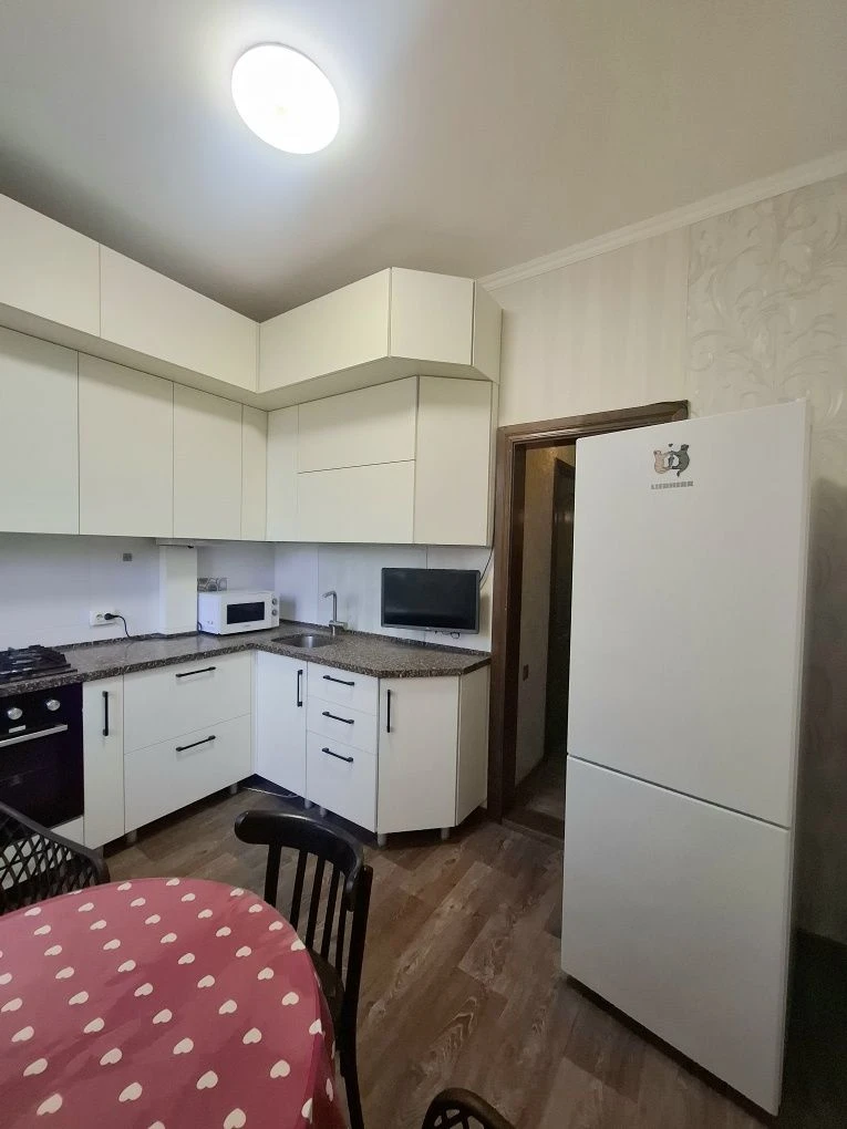 Sale of 2-room apartment. Center!