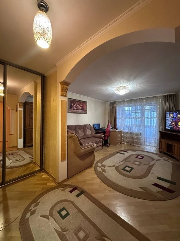 For sale, 3-room apartment 69.5m2 from owners, brick