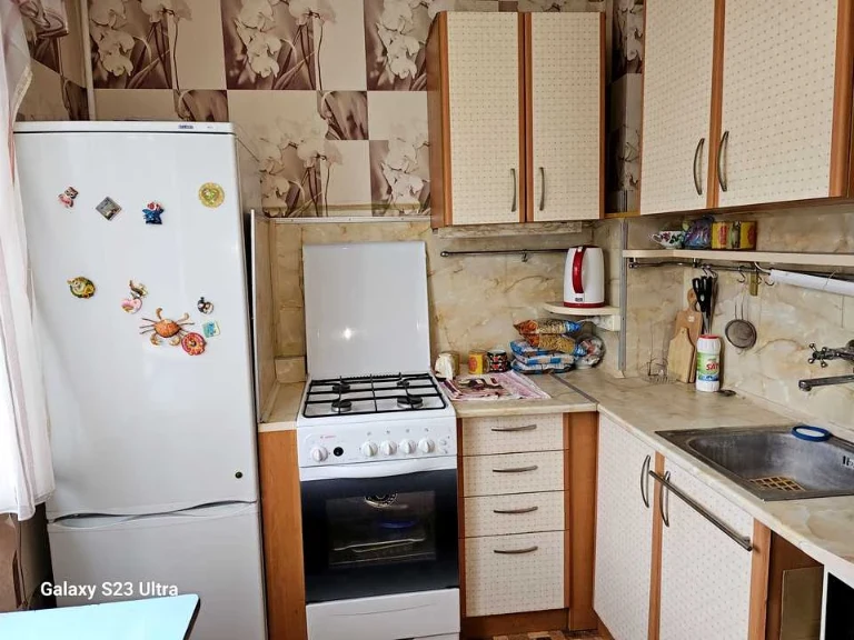 Apartment. Kharkiv, TraktoroBudivnykiv Prospekt