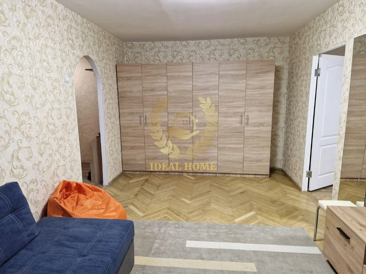 Продаж 2-кімнатної квартири по вулиці Петра Радченка