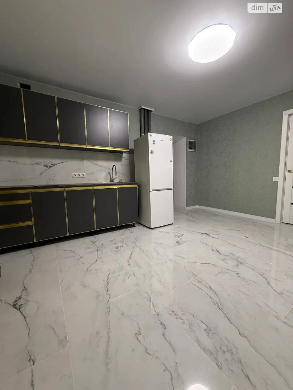 Sale Apartment Naberezhnaya