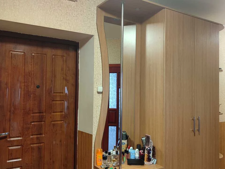 Apartment. Vinnytsia, Zodchikh St.