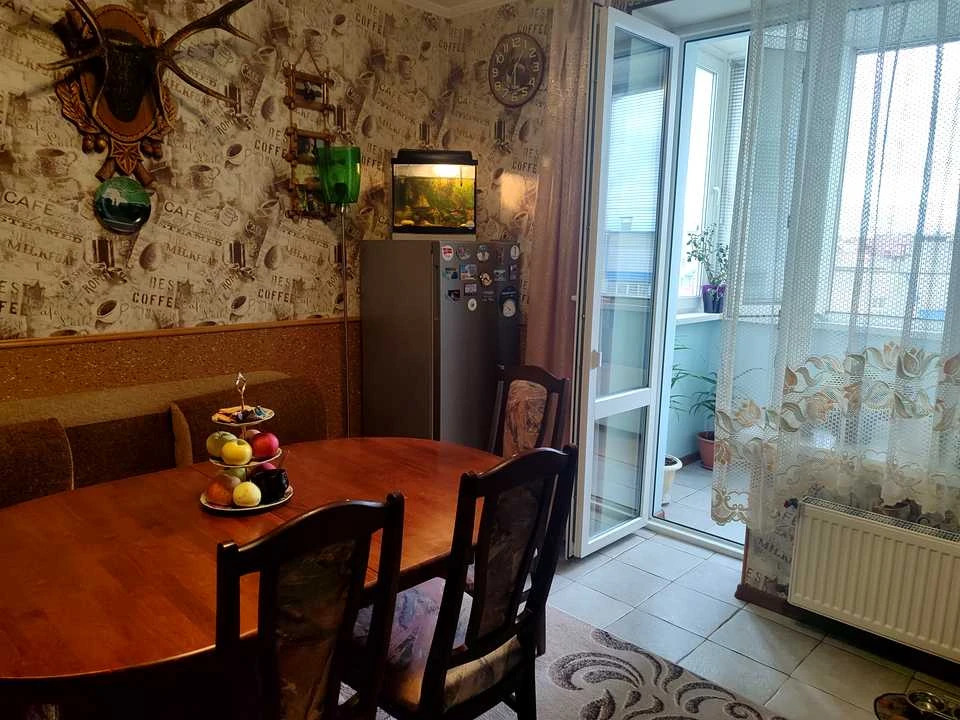 Apartment. Vinnytsia, Zodchikh St.