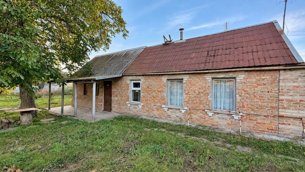 Будинок з земельною ділянкою 12 соток  (Бородинський р-н)