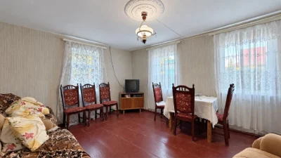 Будинок з земельною ділянкою 12 соток  (Бородинський р-н)
