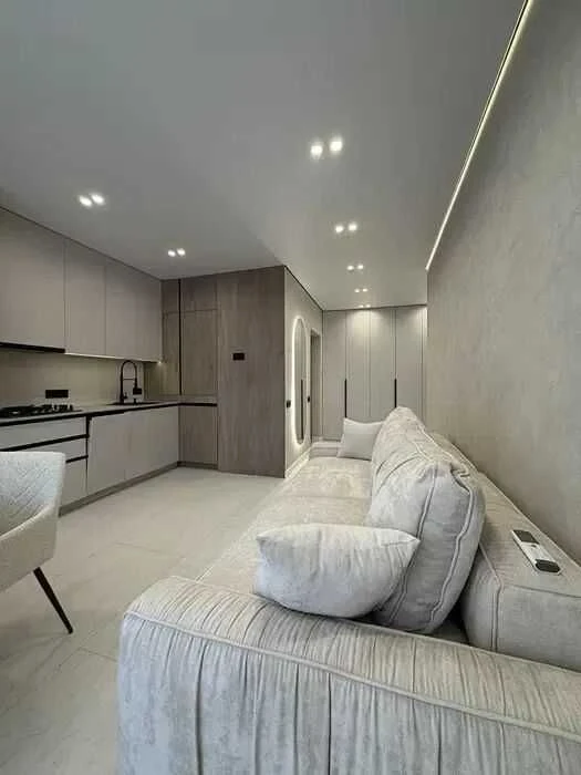 1-bedroom apartment with designer renovation in Central Park Residence