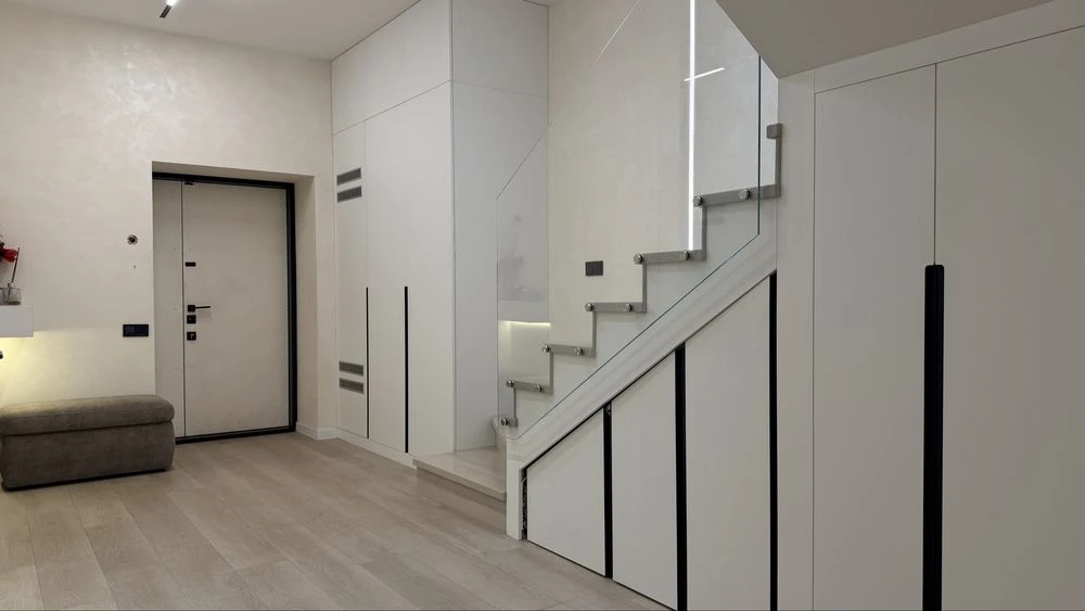 Продаж дворівневої квартири (таунхаус)   155 м² у центрі міс