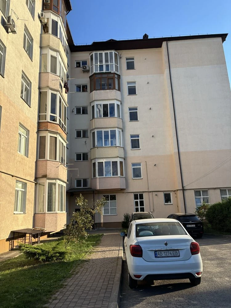 For Sale 3-bedroom apartment in the Warsaw residential complex