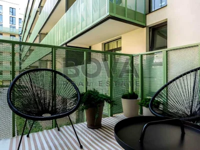 Apartment. Naberezhno-Ribalska Street, вул.