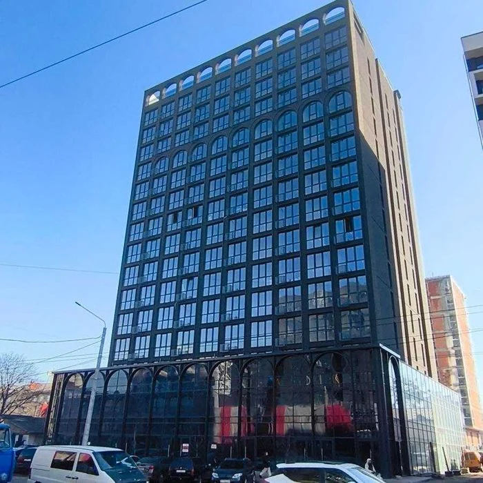Продам видову 2-кімнатну квартиру в ЖК «Ярко Центр»