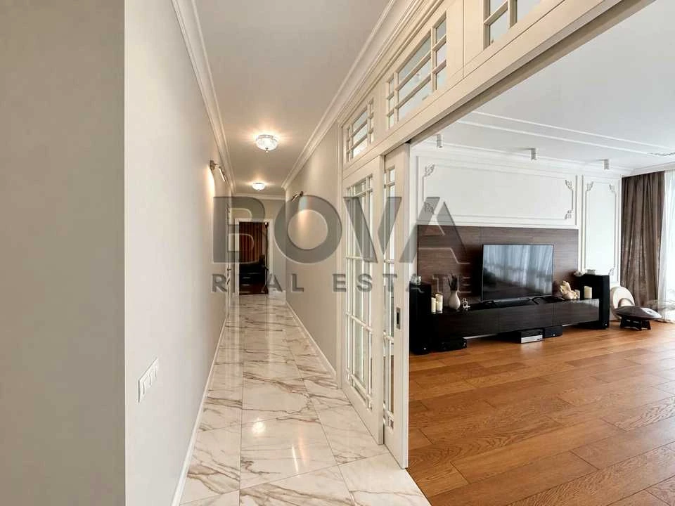 Apartment. Kyiv, Klovsky Uzviz
