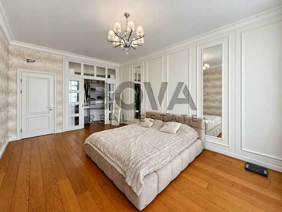 Apartment. Kyiv, Klovsky Uzviz