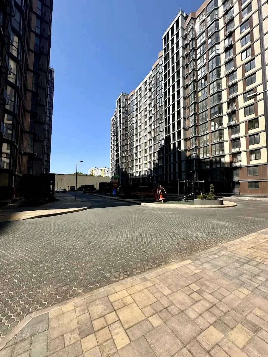 Продається 2-кімнатна квартира в ЖК "Прохорівський / Стикон"