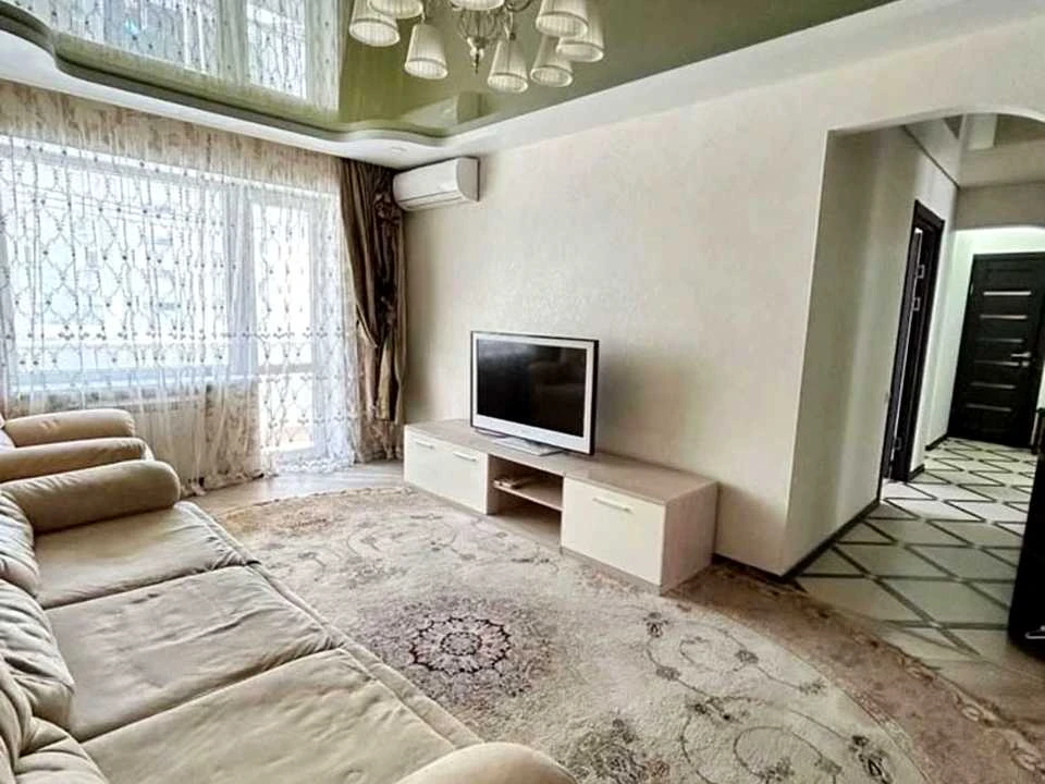 Apartment. Zaporizhzhia, AutoZavodska St.