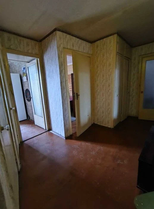 For sale: 2-room apartment on P. Pole, Nauki Ave., 66