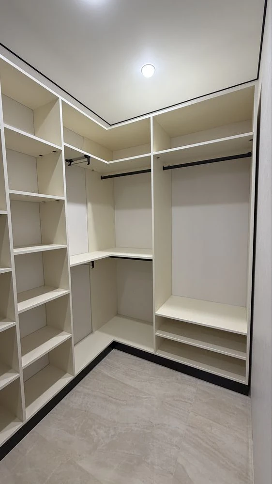 One-bedroom apartment near Park Шевченко with renovation and gas heating