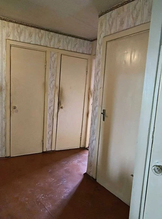 For sale: 2-room apartment on P. Pole, Nauki Ave., 66