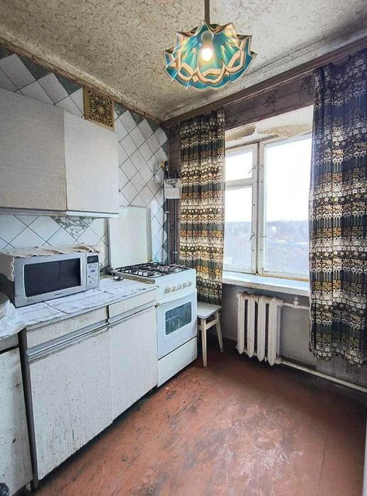 For sale: 2-room apartment on P. Pole, Nauki Ave., 66