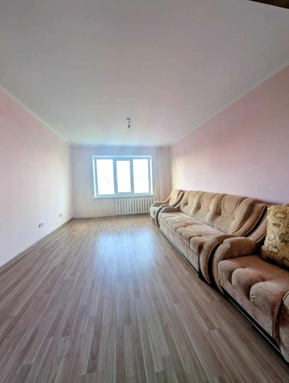 Sale of a 3-room apartment 63.6 sq.m. Near Grechany
