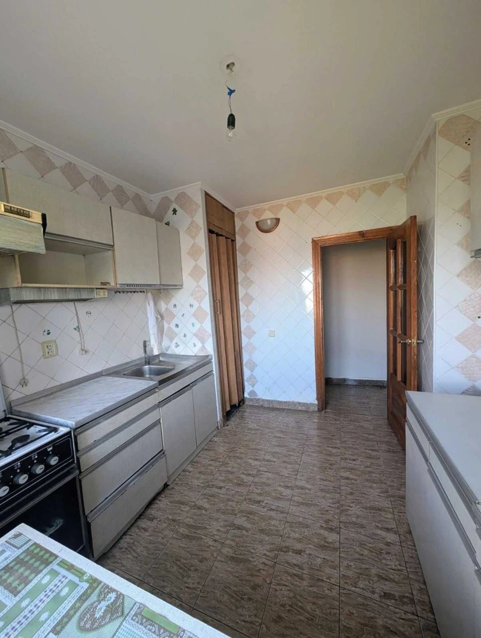 Sale of a 3-room apartment 63.6 sq.m. Near Grechany