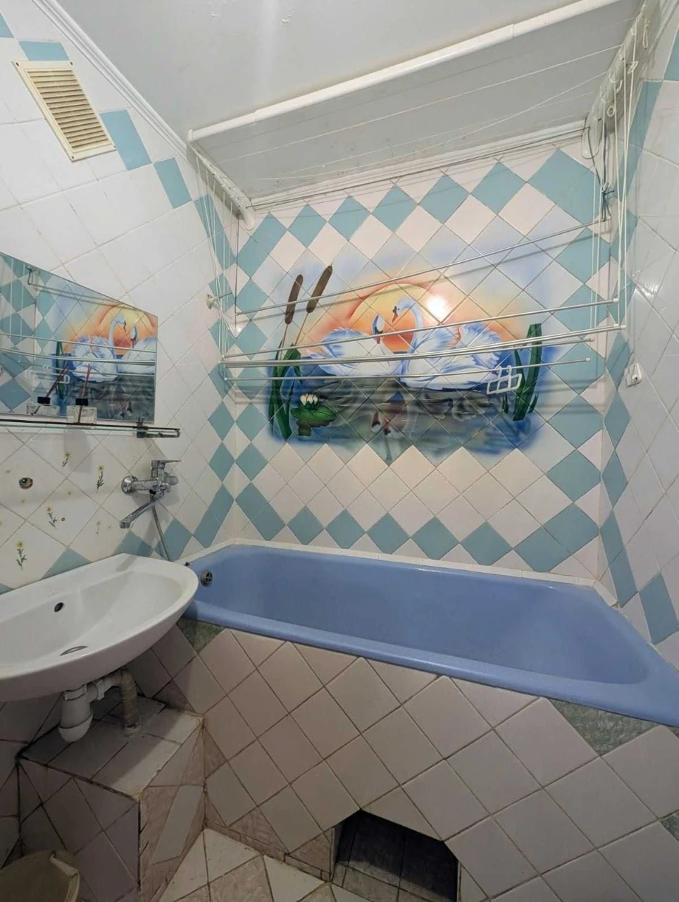 Sale of a 3-room apartment 63.6 sq.m. Near Grechany