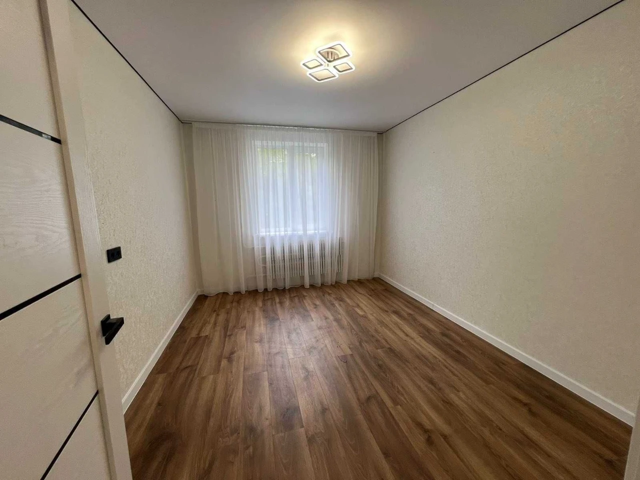 Продаж 3-кімнатної квартири 71 кв. м на Гречанах біля парку Чекмана