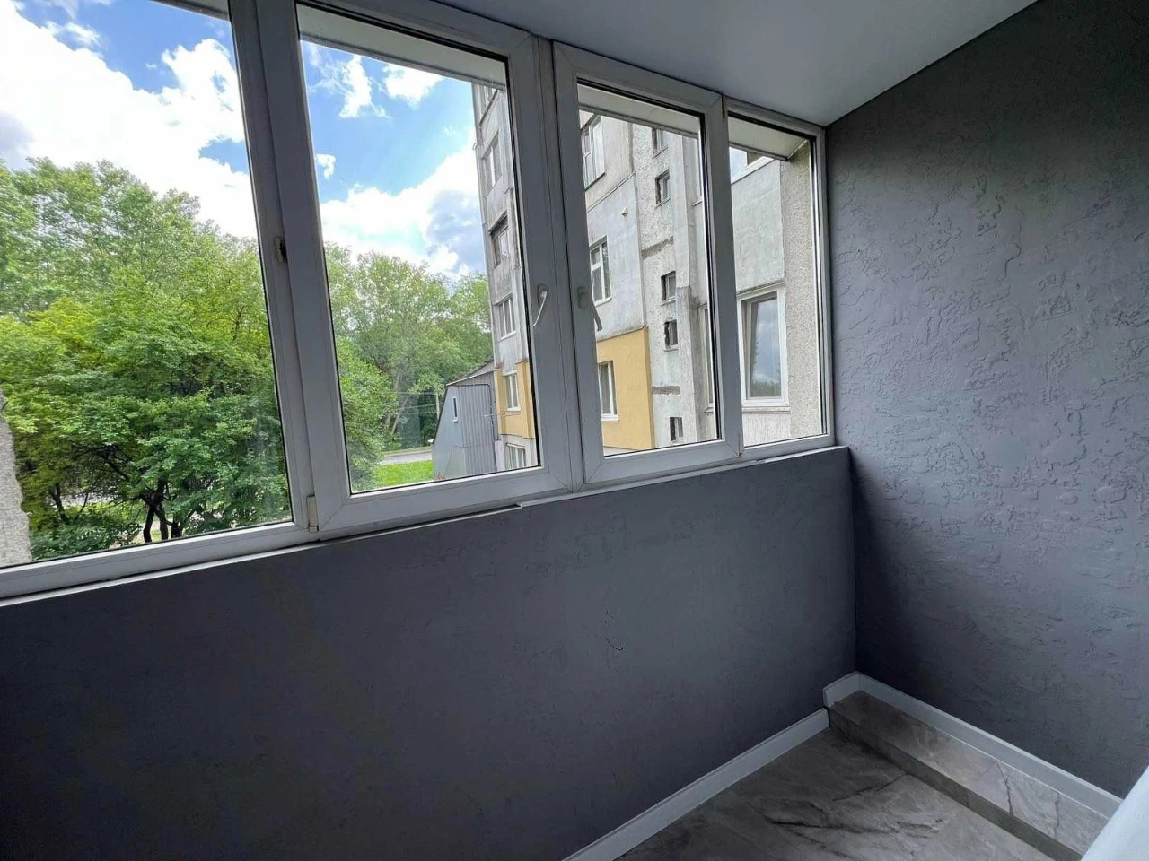 Продаж 3-кімнатної квартири 71 кв. м на Гречанах біля парку Чекмана