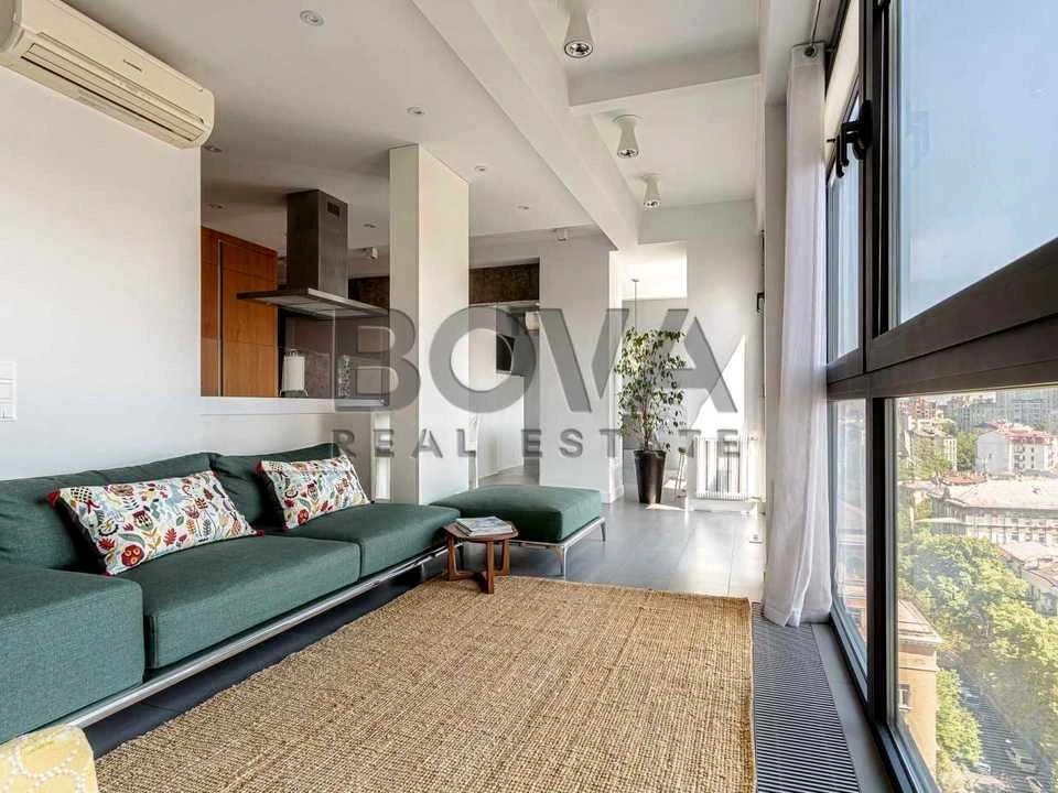Apartment. Bogdan Khmelnytsky Street, Kyiv