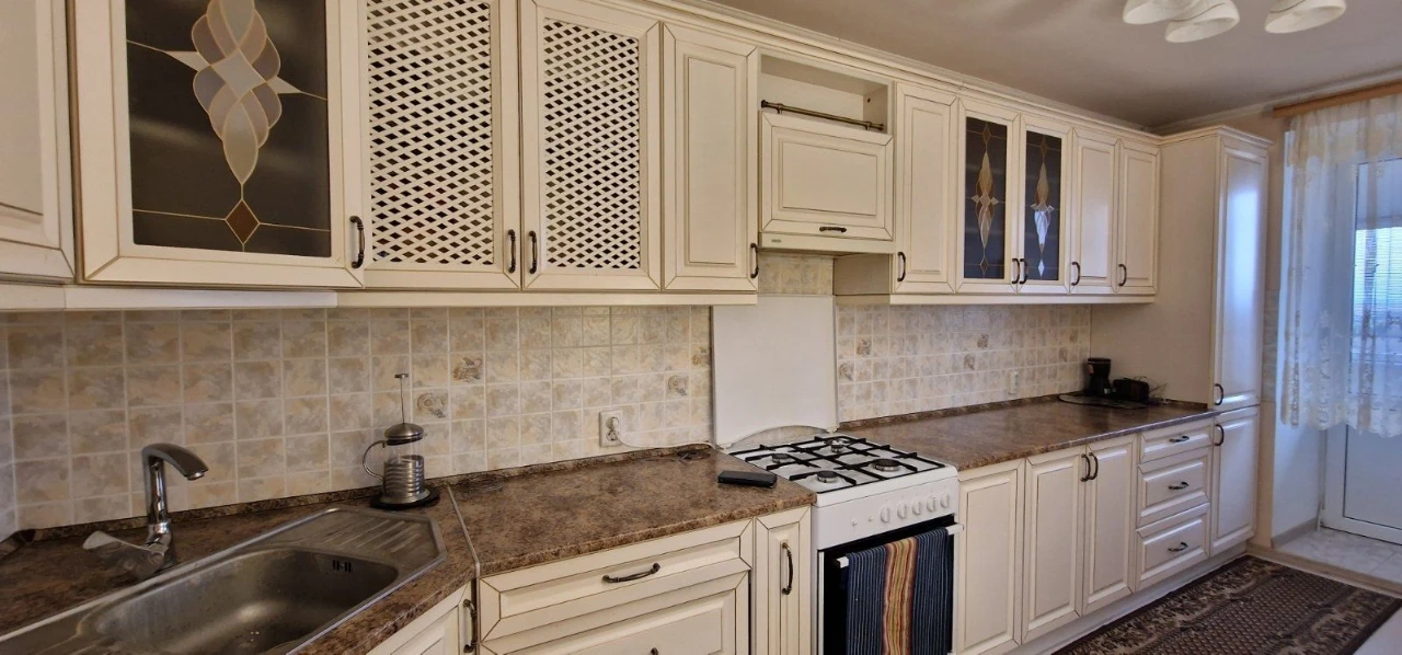 Sale of a 1-bedroom apartment 44 sq m in a brick building with heating__