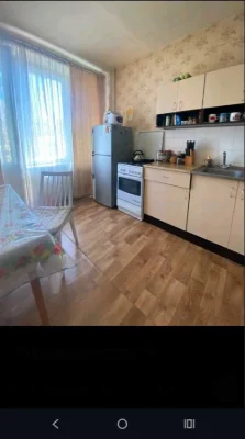 Сдается 2-комнатная квартира 55 м², улица Михаила Донца, Омелян