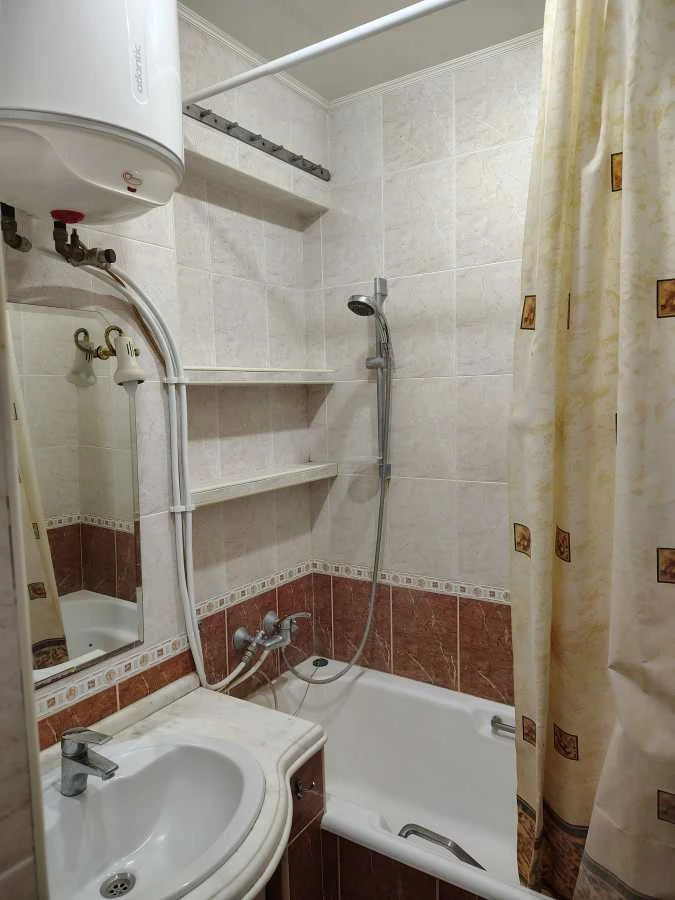 Rent 1-bedroom apartment 48 sq m, Staronadnicheskaya St., 8A