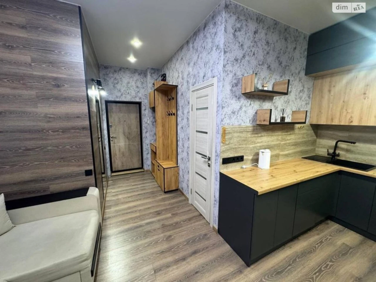 Apartment for Sale, May 1st