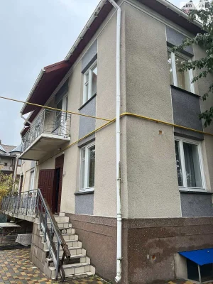 Довгострокова Оренда: Будинок