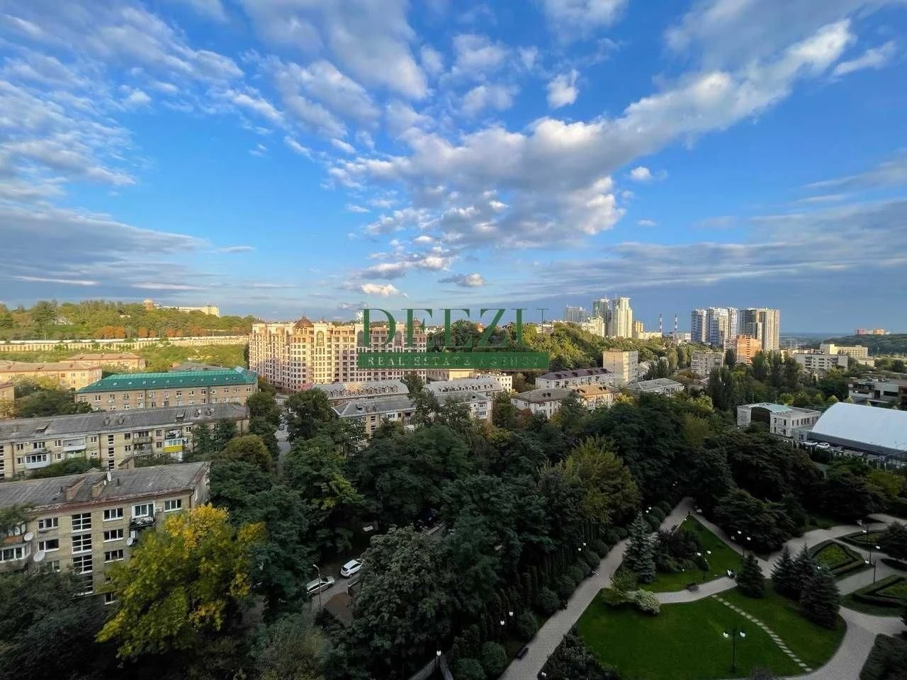 Продаж 3-х кімнатної квартири 130м2 в ЖК "Новопечерські липк