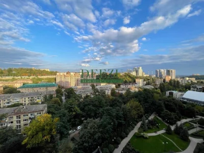 Продаж 3-х кімнатної квартири 130м2 в ЖК "Новопечерські липк