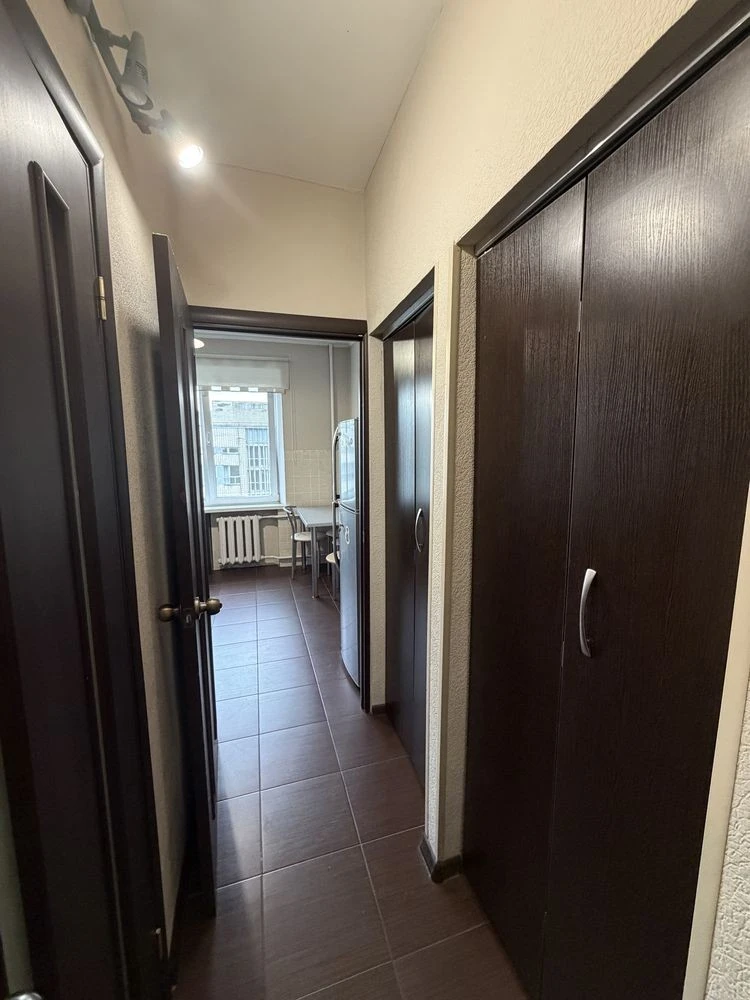 For sale, fully separate 3-room apartment, near the Pecherska metro station