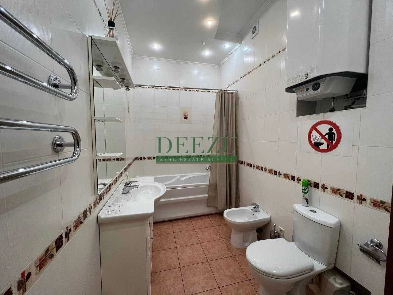 Продажа 2-комнатной квартиры 110 м², ул. Хрещатик 15, Пасаж