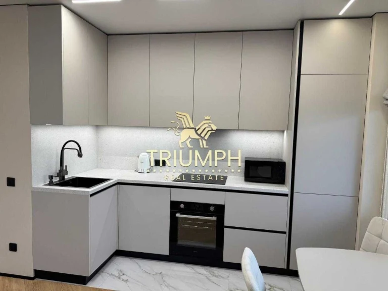 ЖК KUB 29 | Неповторна євро трійка 95 m2 | Балкон | 2 Гардер