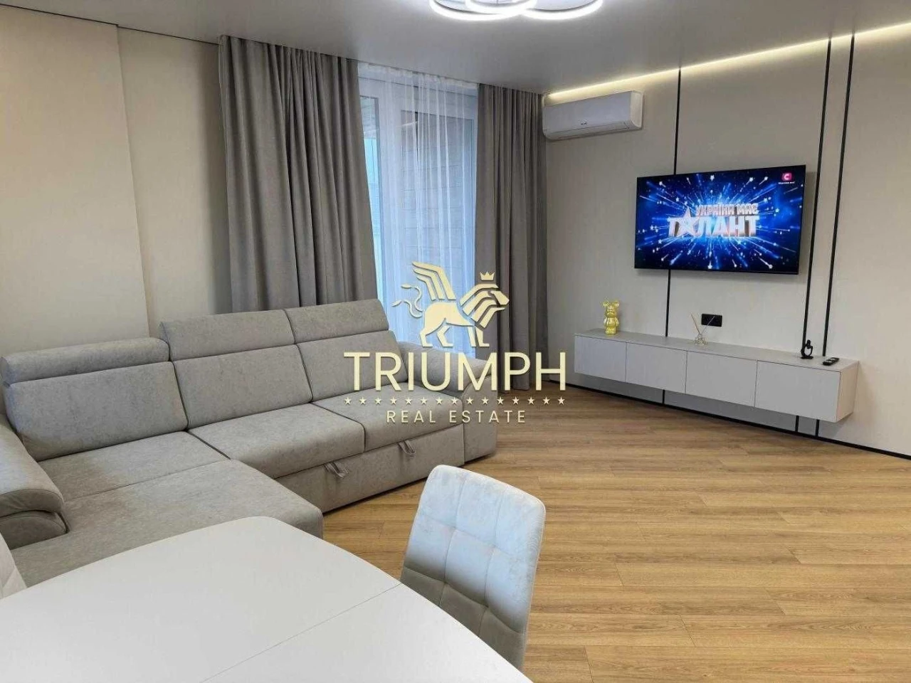 ЖК KUB 29 | Неповторна євро трійка 95 m2 | Балкон | 2 Гардер