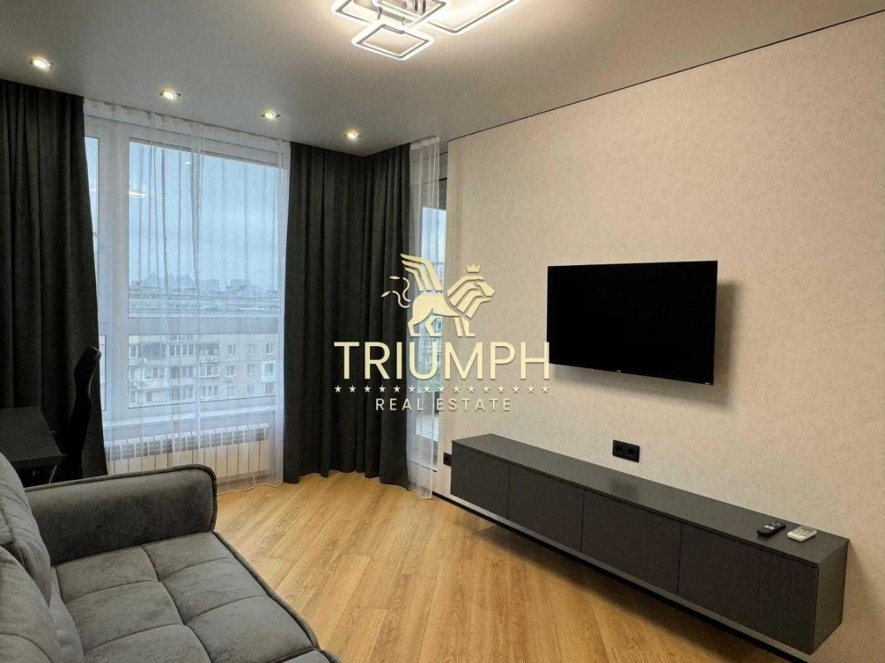 ЖК KUB 29 | Неповторна євро трійка 95 m2 | Балкон | 2 Гардер