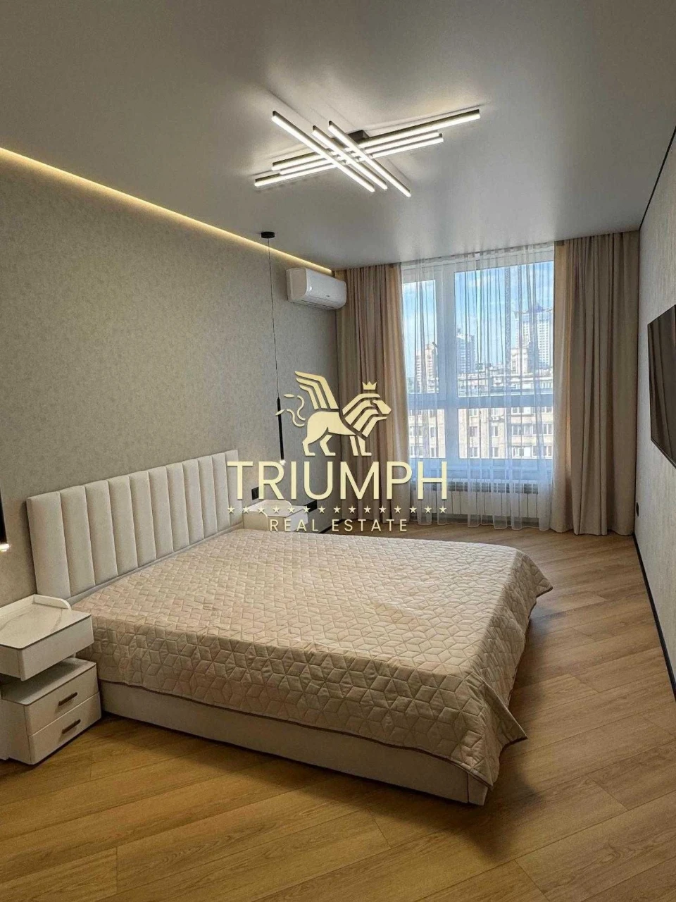 ЖК KUB 29 | Неповторна євро трійка 95 m2 | Балкон | 2 Гардер