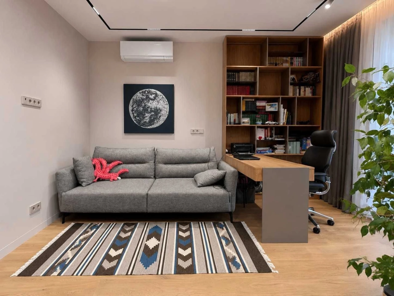 Продаж видової 4-кімнатної квартири 145 м² у ЖК «Ярославів Град»