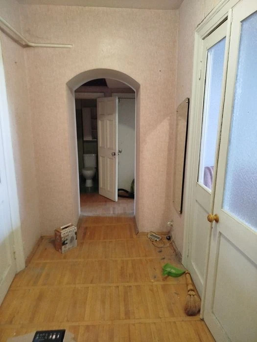 For sale: 3-room apartment, 70 sq.m.