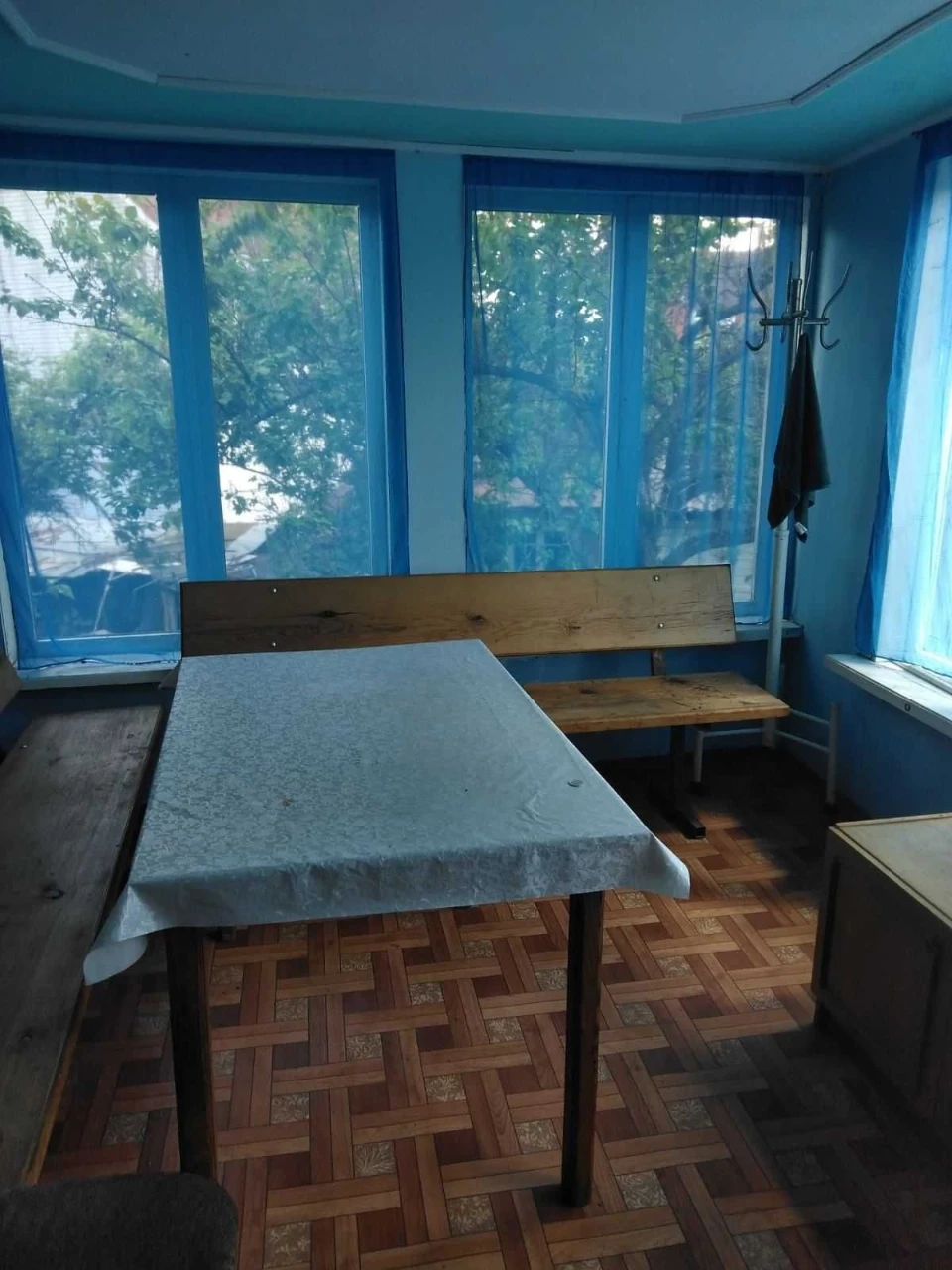 Detached house for rent on the banks of the Dnieper in the Holosiiv district