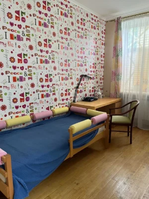 Apartment for Sale 3 rooms. Street Vyzhhorodska 50, Stalink