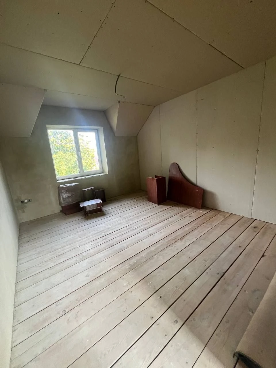 Two-story house 180 square meters near Rivne, 52 acres